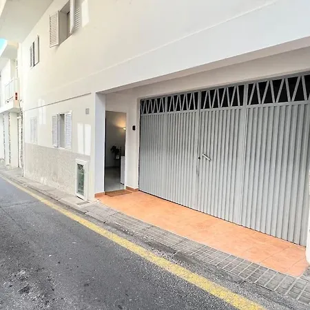 En Planta Baja Directo A La Calle アパート Alcalá la Real