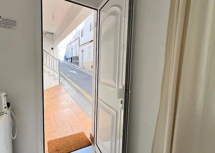 En Planta Baja Directo A La Calle アパート